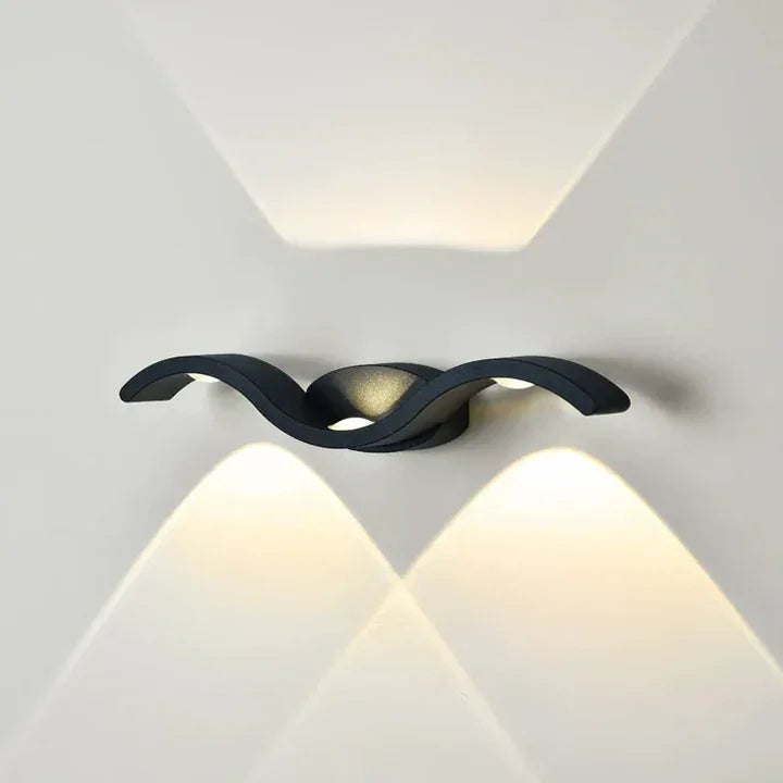 Ilnessa Outdoor Wall Lamp