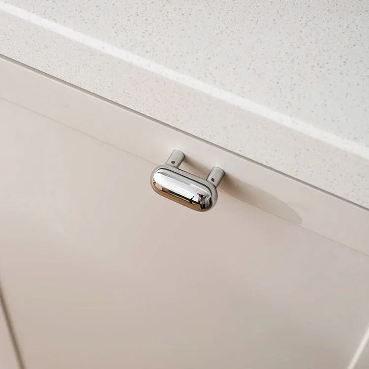 Invirra Brass Cabinet Handle