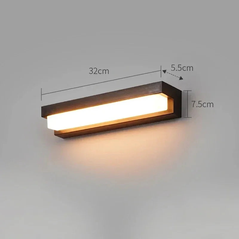 Jalbeda Solar Outdoor Wall Lamp