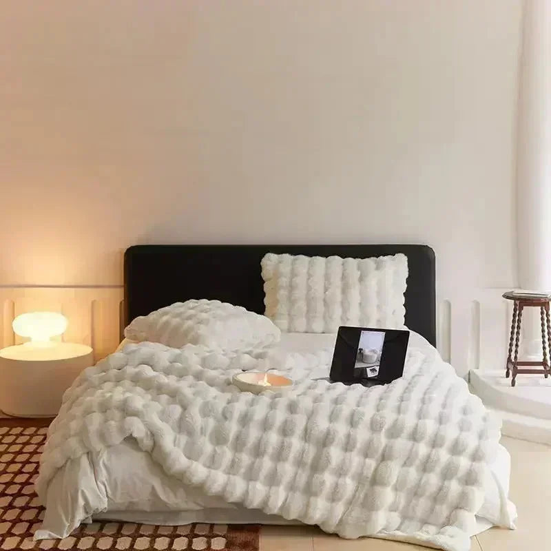 Jalsura Polyester Faux Fur Blanket
