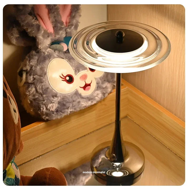 Jalvelta Portable Lamp