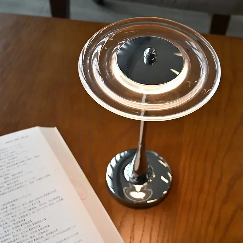 Jalvelta Portable Lamp