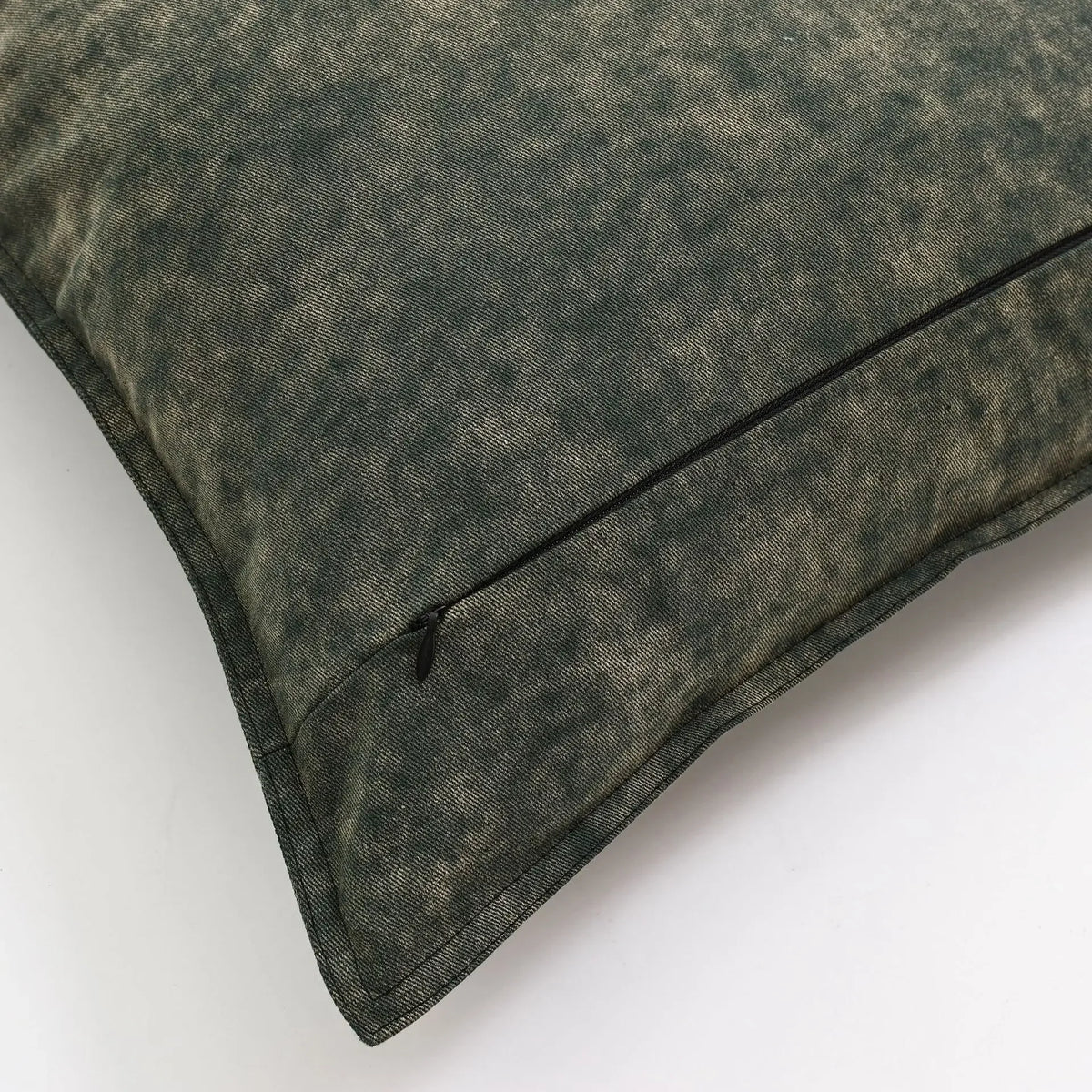 Kerdorra Cushion Cover Collection
