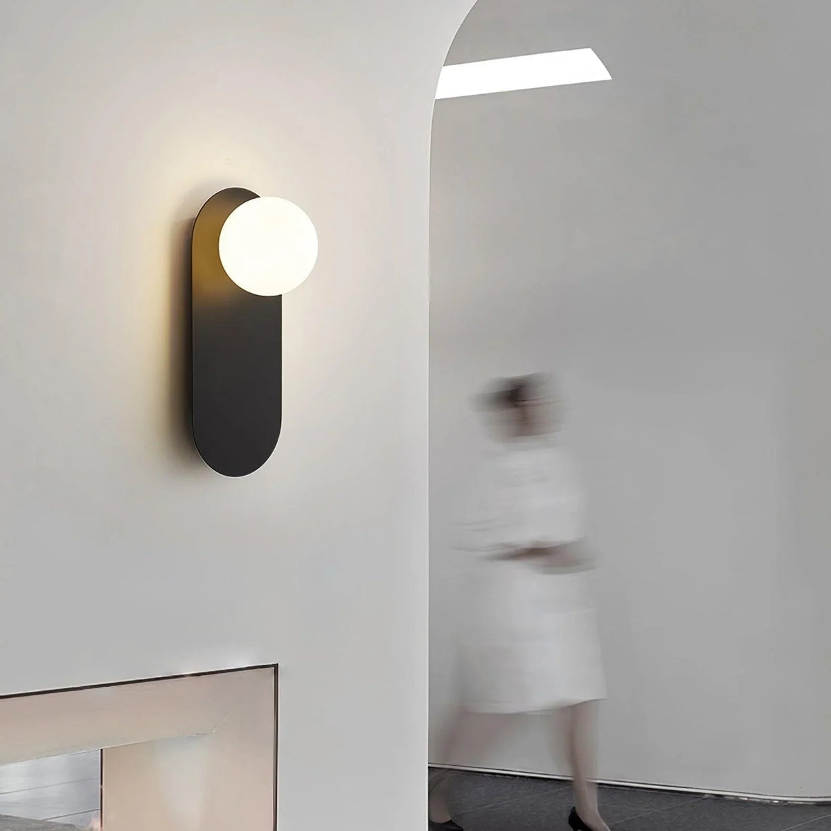 Kerfura Globe Wall Sconce
