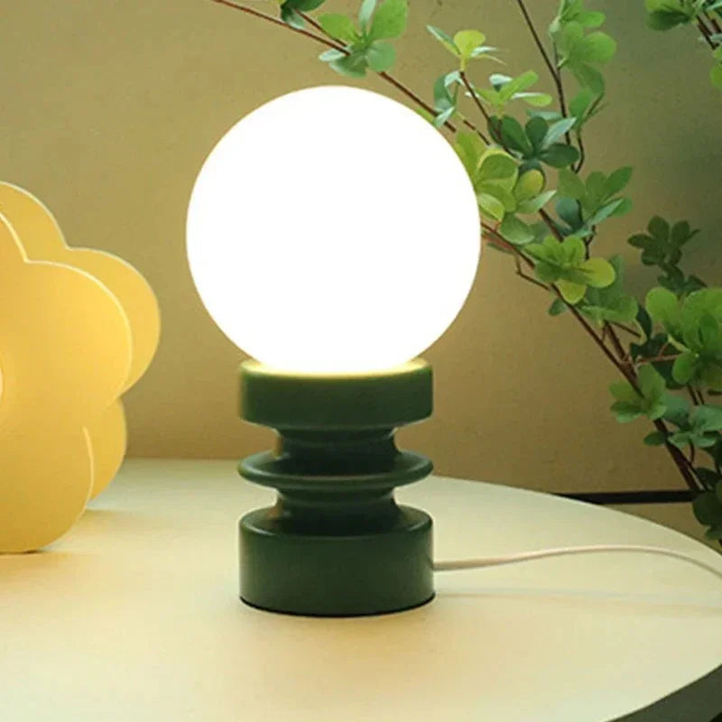 Kerstorra Table Lamp