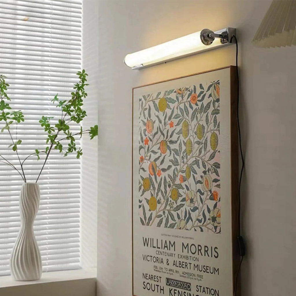 Kerstorra Wall Lamp