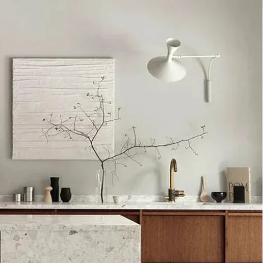 Keruna Wall Lamp