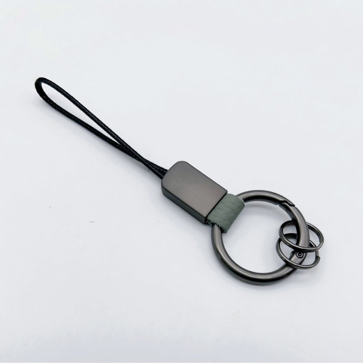 Keychain Holder Light Gray Off White | Kelmera