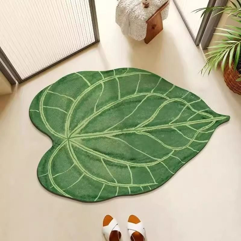 Leaf-Shaped Decorative Area Rug | Kelmera