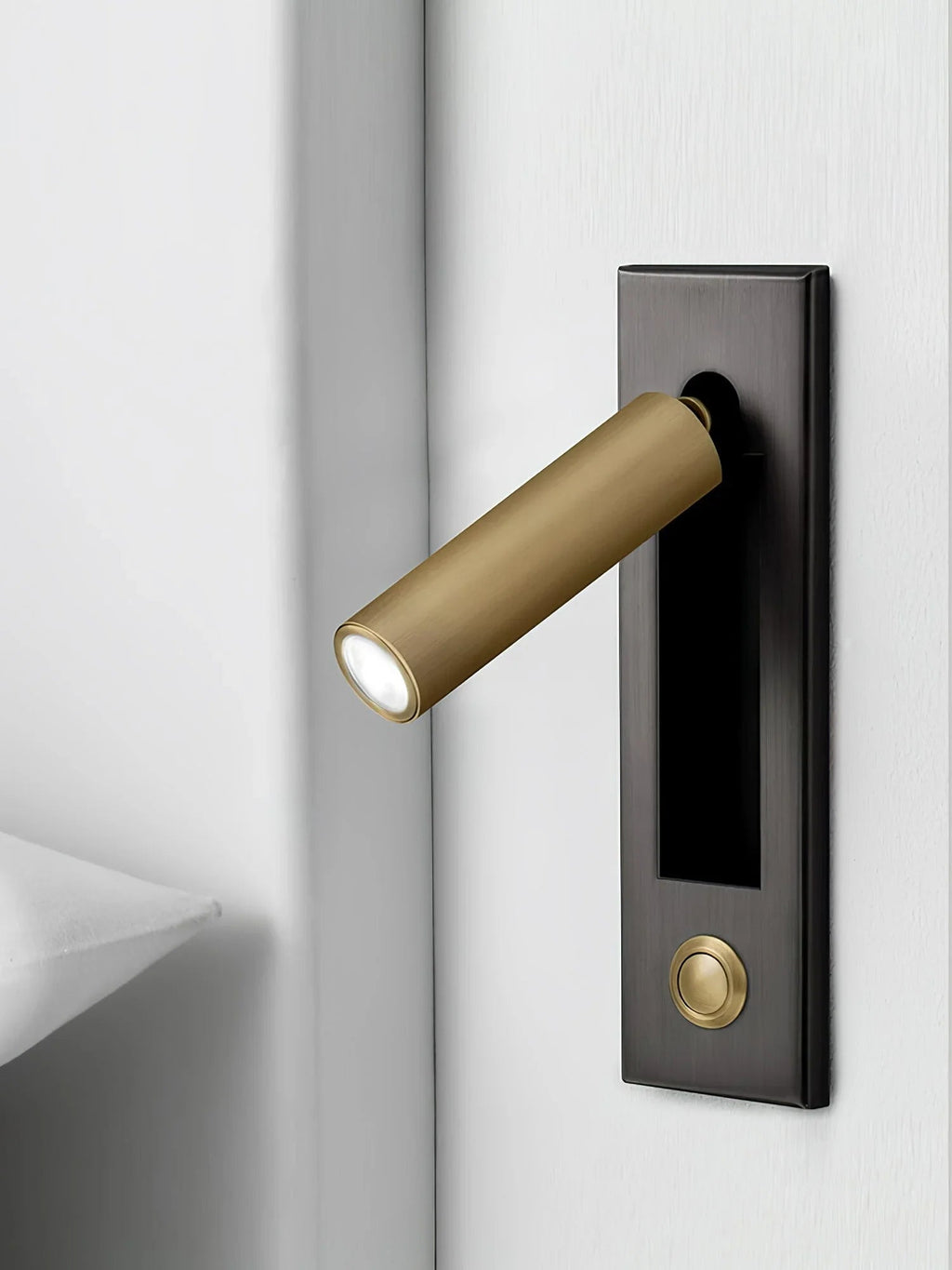 Lordella Mount Sconce