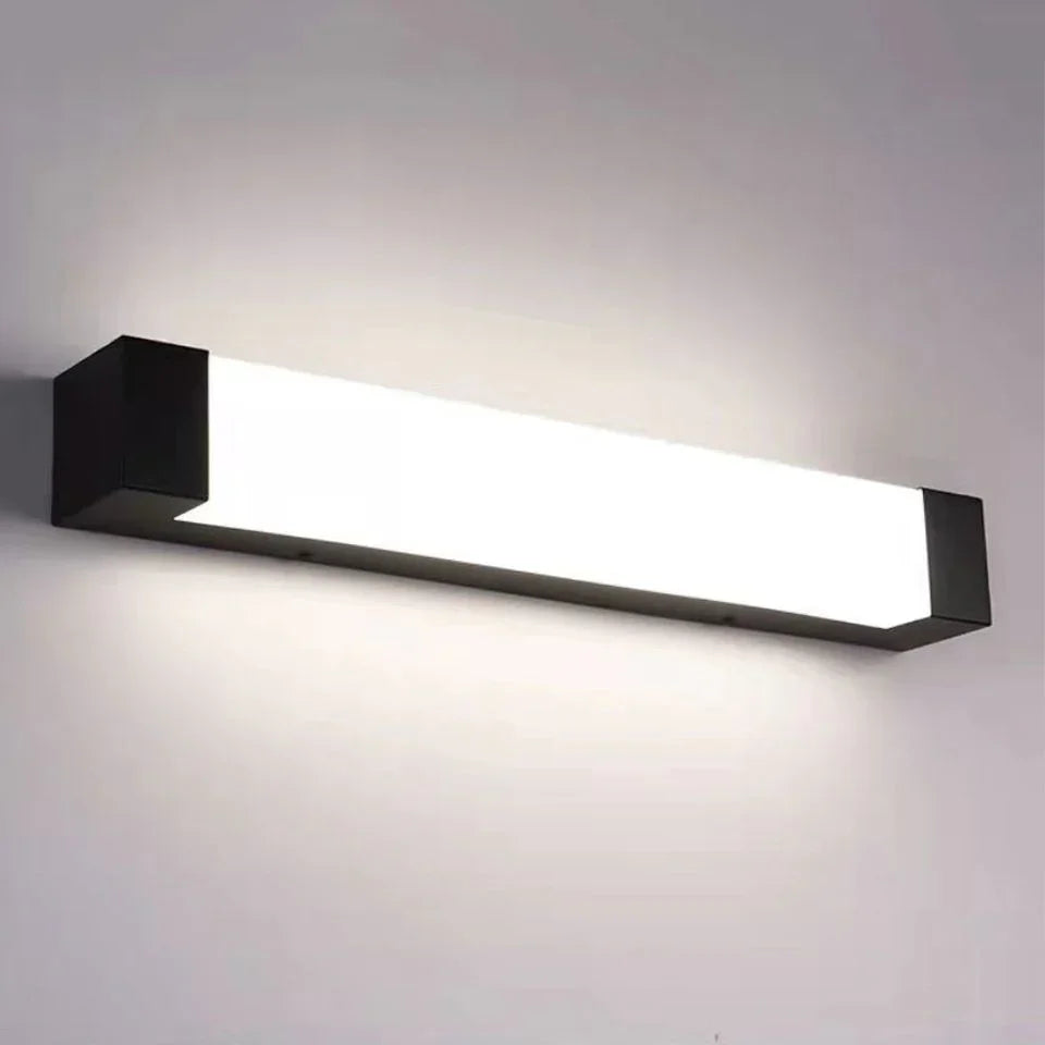 Loresa LED Wall Light