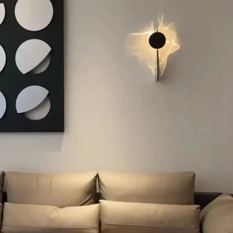 Lornando Wall Lamp
