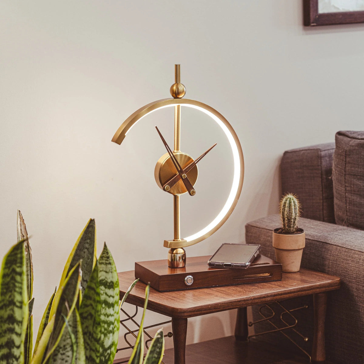 Lortia Clock Lamp (Wireless Charging)