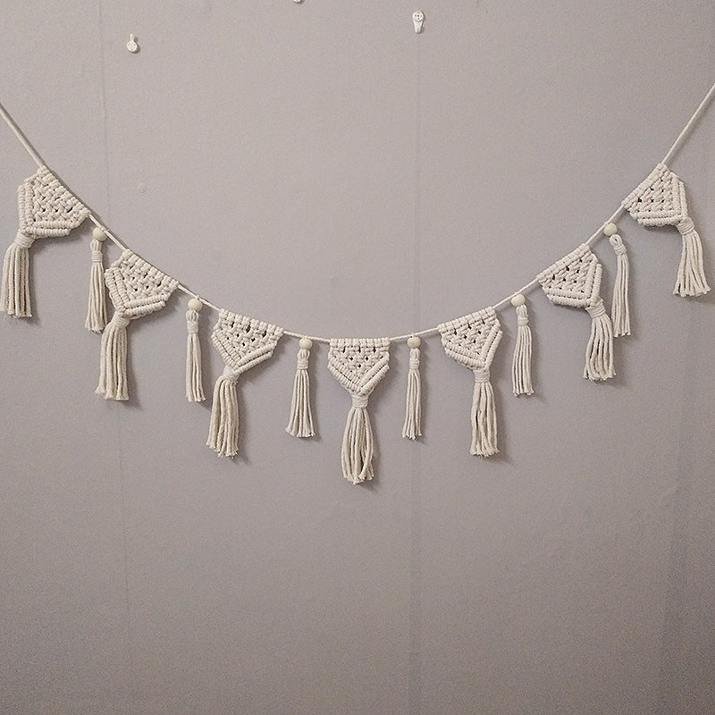 Macrame Decorative Wall Garland | Kelmera