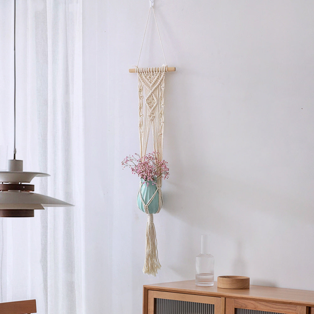 Macrame Flower Holder with Elegant Design | Kelmera