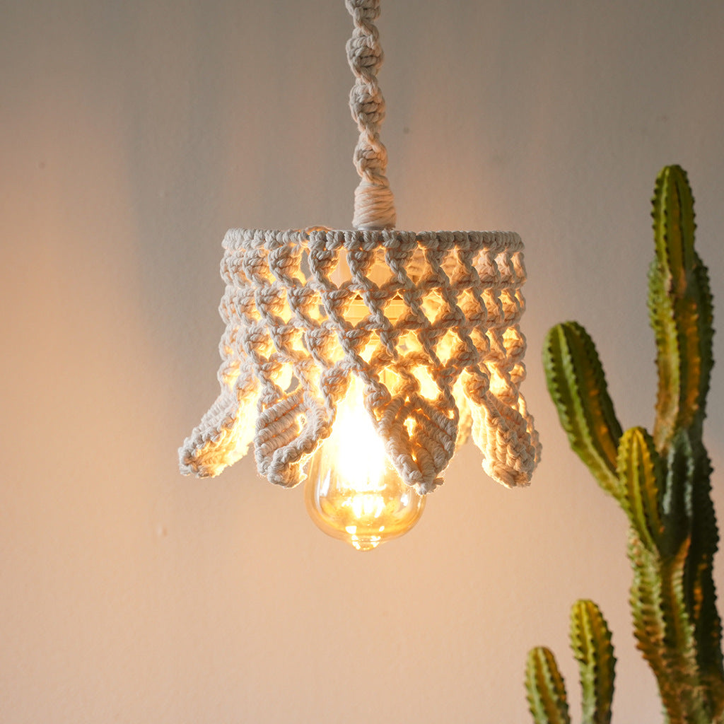 Macrame Hanging Plant Holder | Kelmera