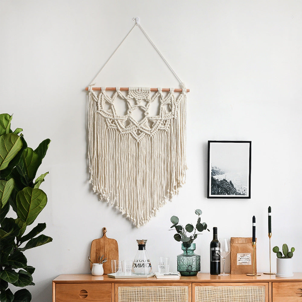 Macrame Wall Decor with Artistic Details | Kelmera