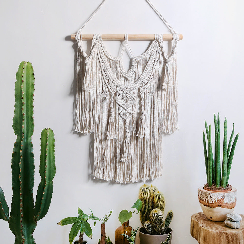 Macrame Wall Decor with Artistic Details | Kelmera