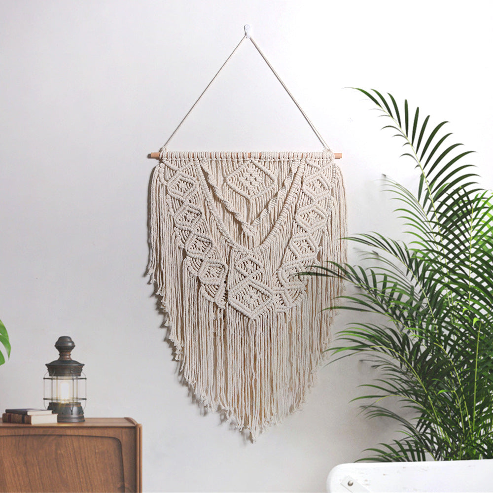 Macrame Wall Decor with Artistic Details | Kelmera