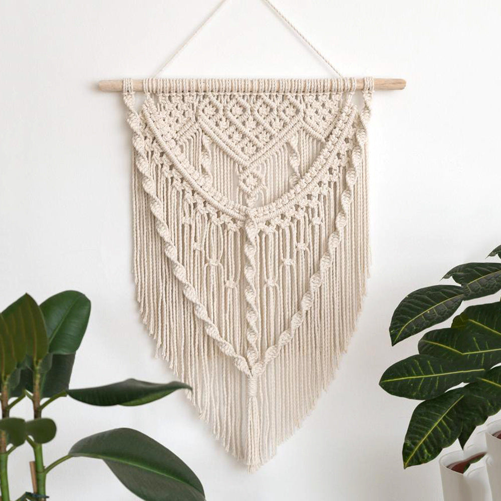 Macrame Wall Decor with Artistic Details | Kelmera