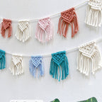 Macrame Wall Decoration with Intricate Fringe | Kelmera