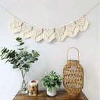 Macrame Wall Decoration with Intricate Fringe | Kelmera