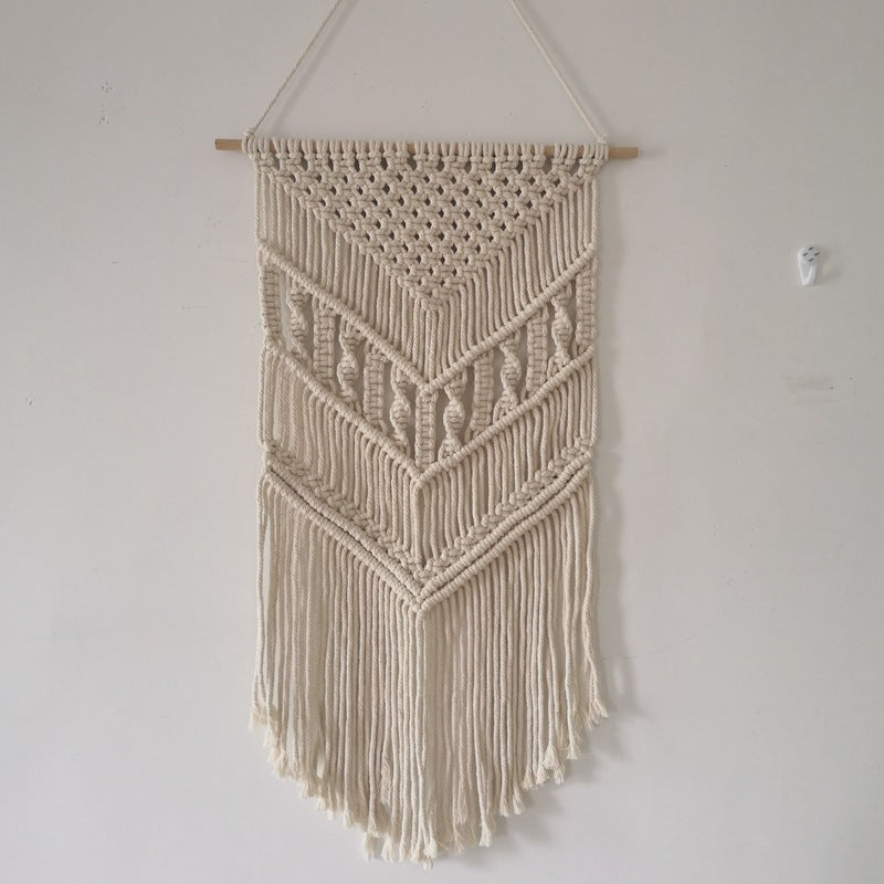 Macrame Wall Hanging 16 × 26 Inch | Kelmera