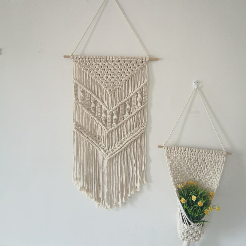 Macrame Wall Hanging 16 × 26 Inch | Kelmera
