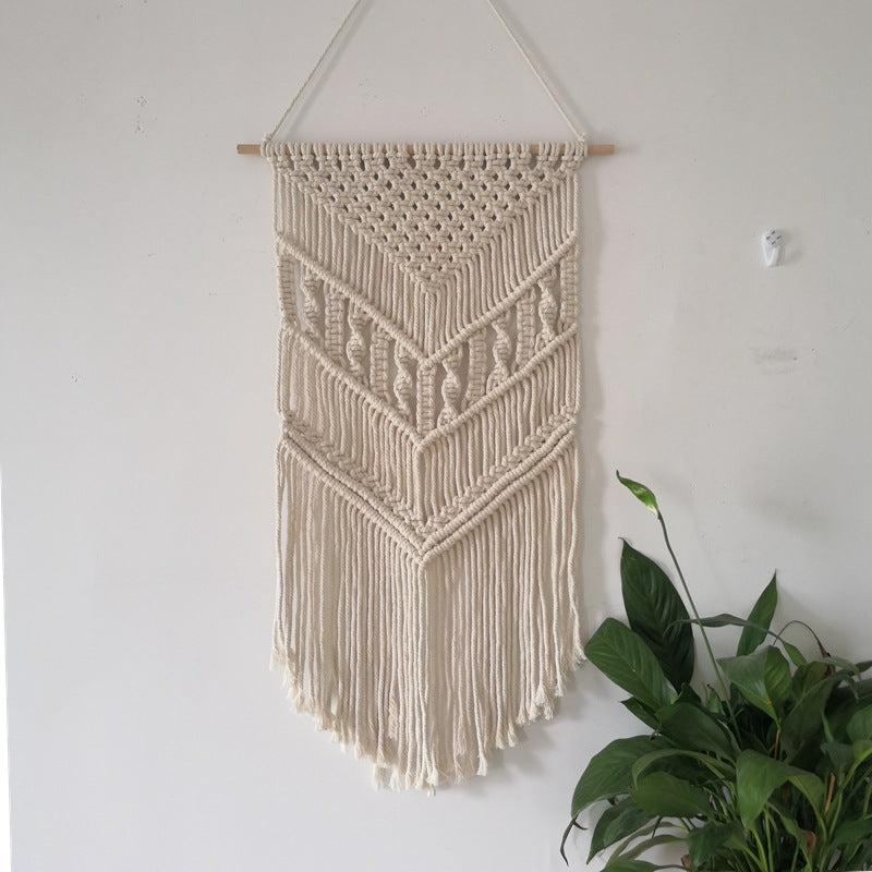 Macrame Wall Hanging 16 × 26 Inch | Kelmera