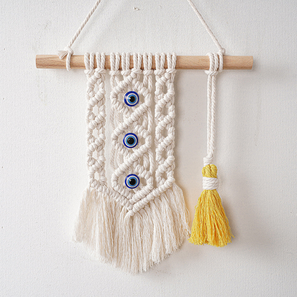 Macrame Wall Hanging Art Piece | Kelmera