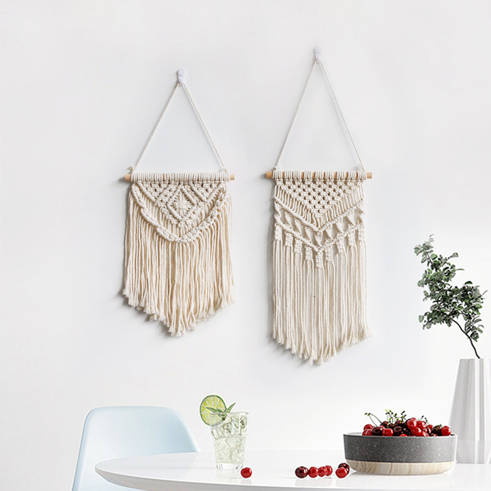 Macrame Wall Hanging with Artistic Fringes | Kelmera