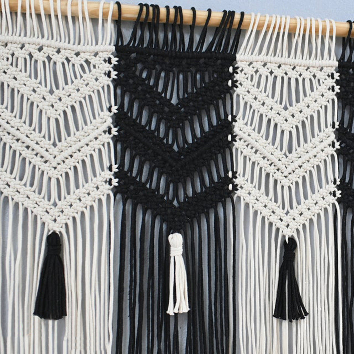 Macrame Wall Tapestry with Decorative Tassels | Kelmera