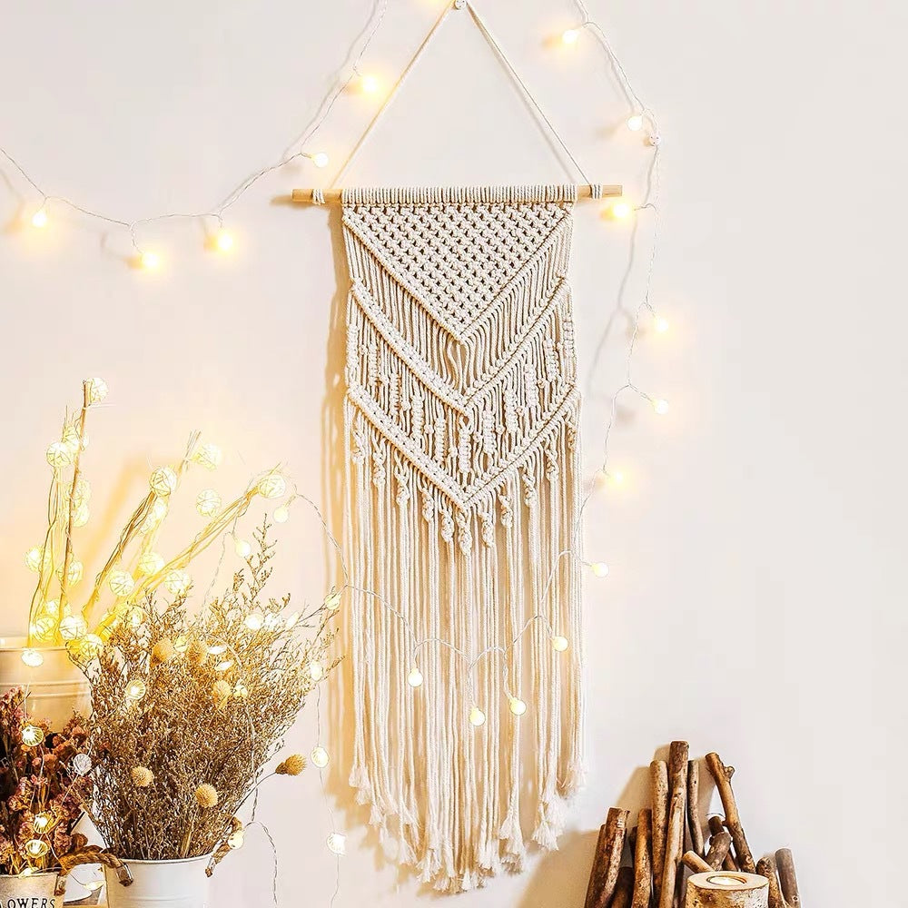Macrame Wall Tapestry with Detailed Fringe Design | Kelmera
