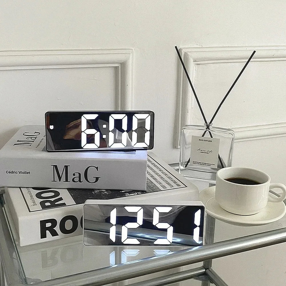 Meadowworth Clock