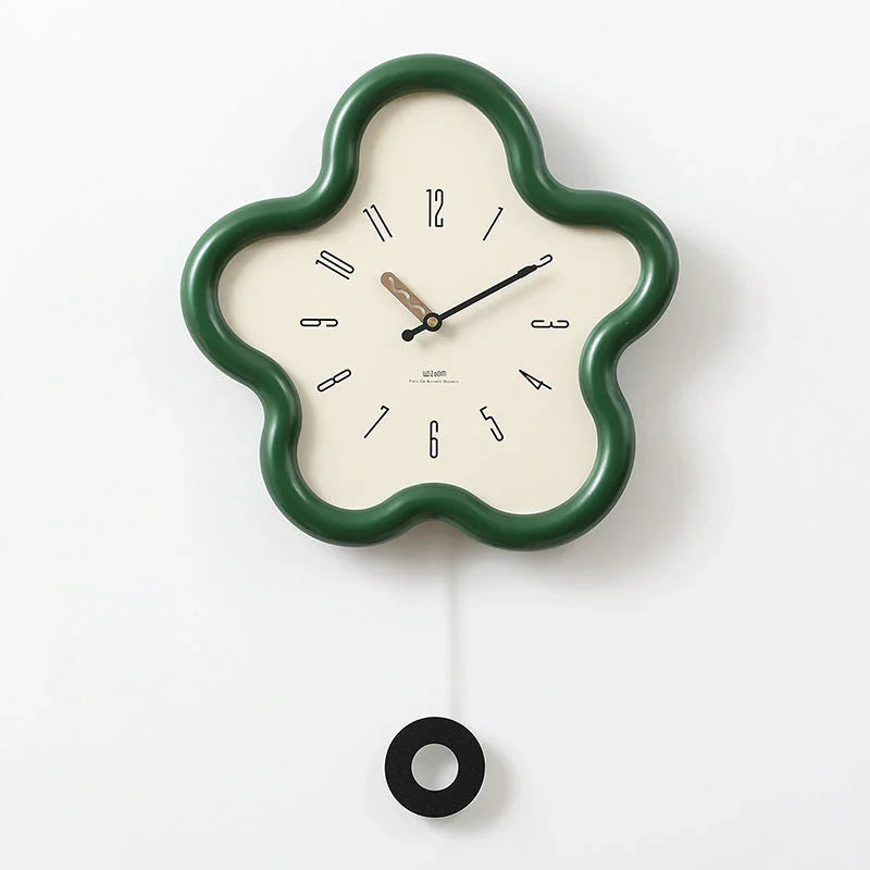 Melova Clock