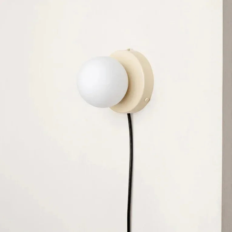 Melranta Wall Lamp