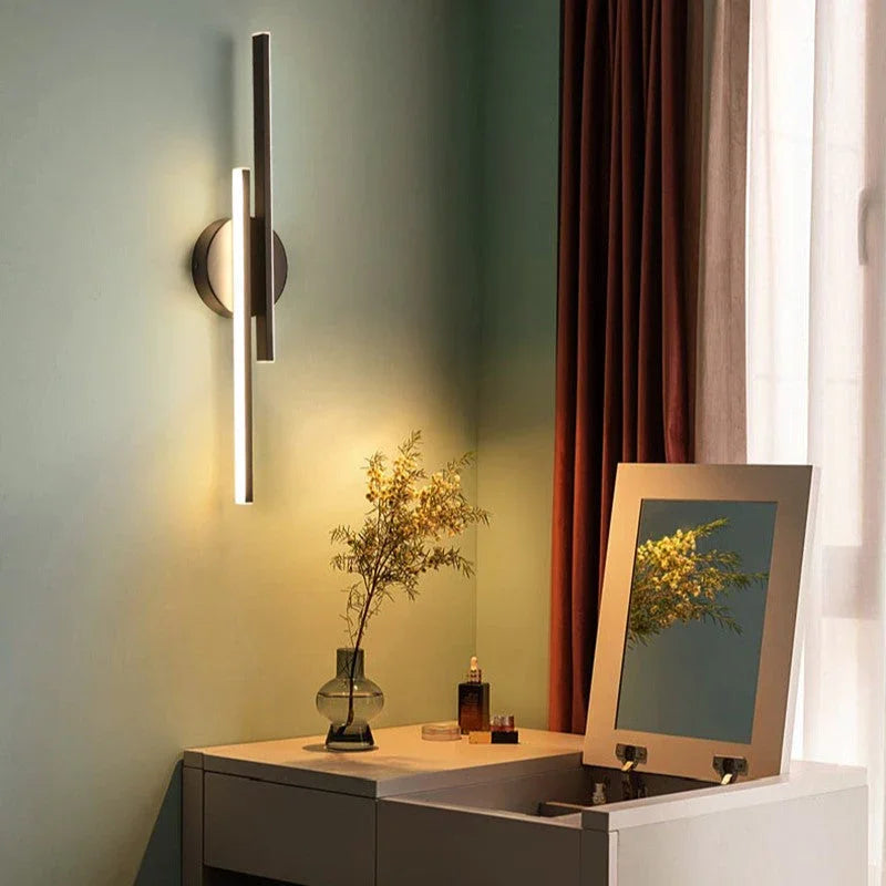 Meltosa Wall Lamp