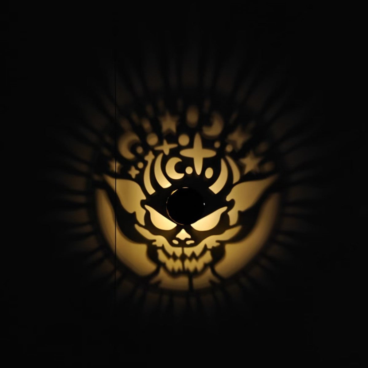 Metal Projection Lantern | Kelmera