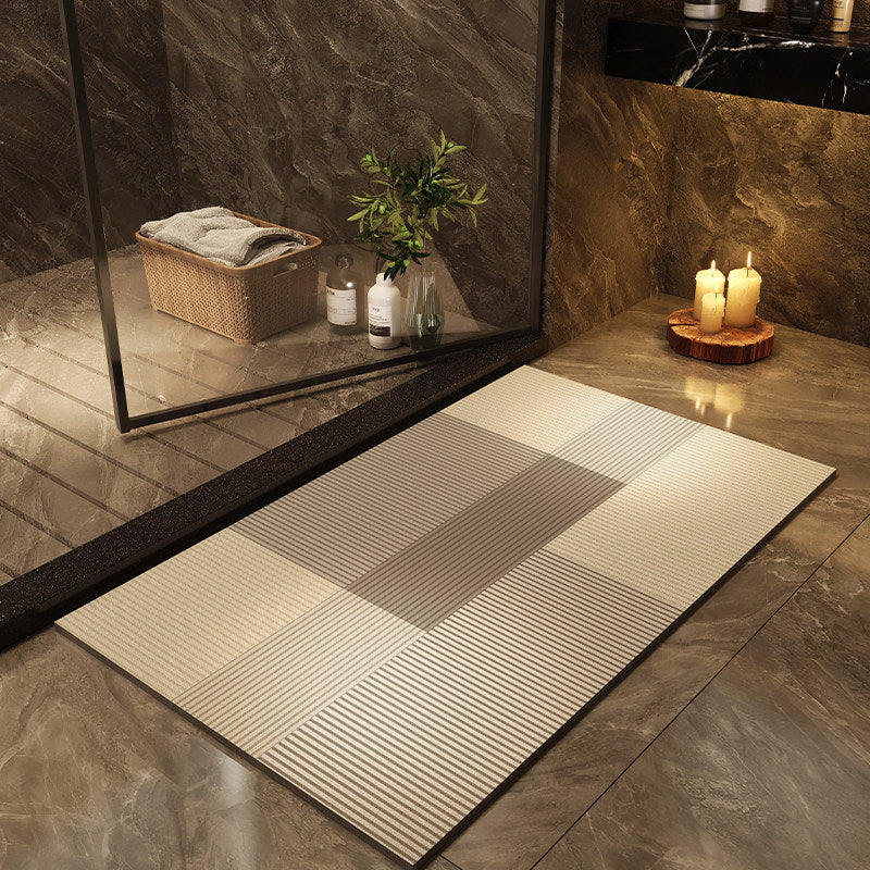 Modern Abstract Non-Slip Bath Mat | Kelmera