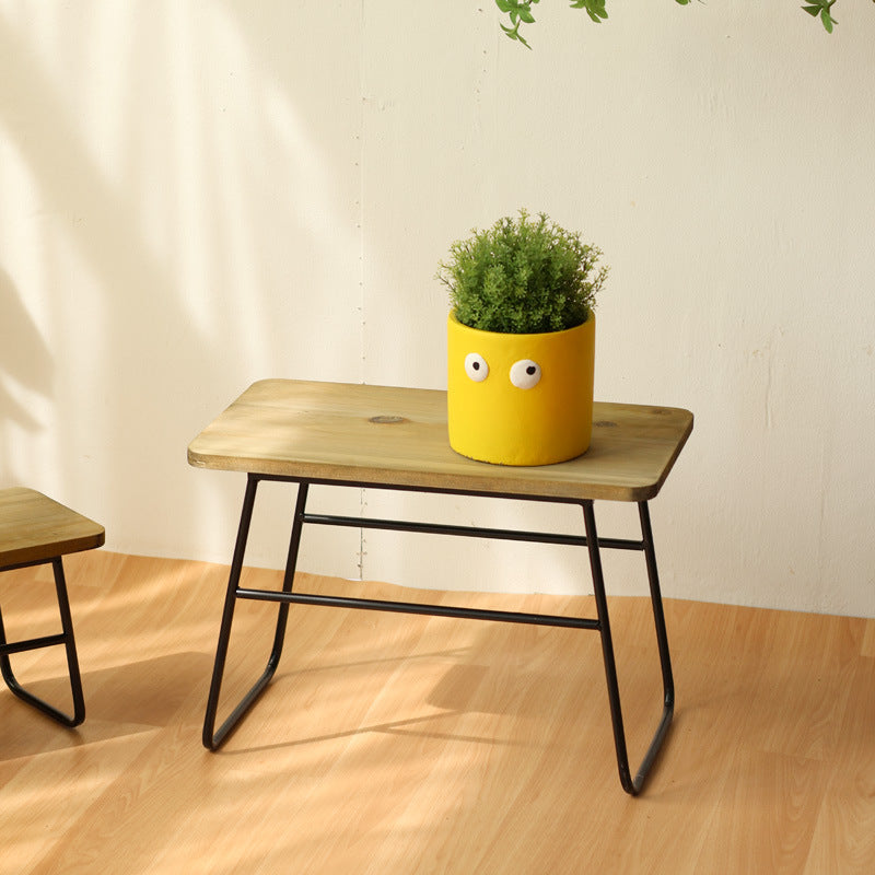 Modern Coffee Table in Minimalist Design | Kelmera