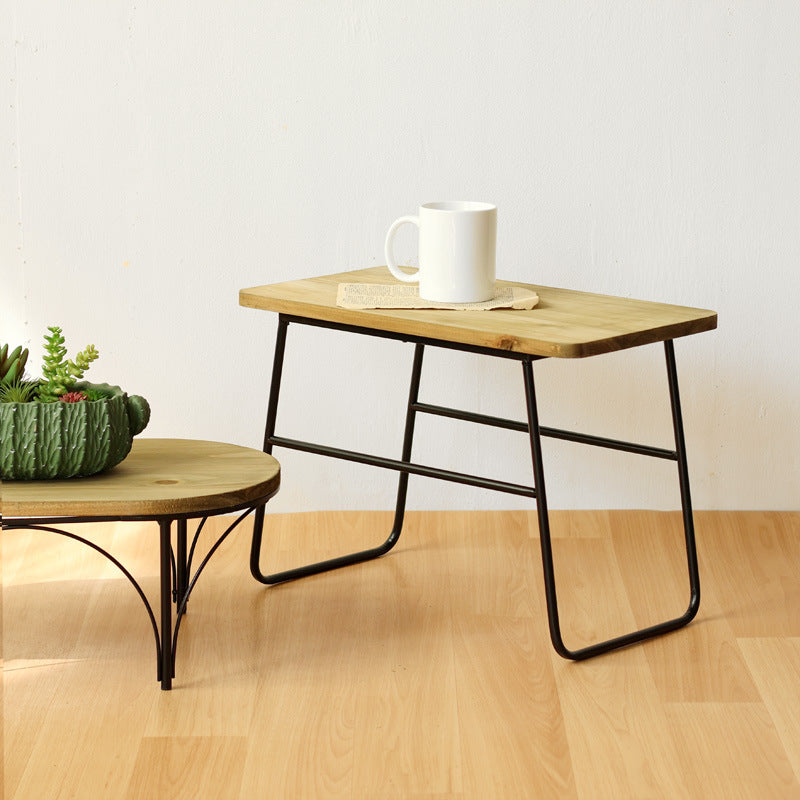 Modern Coffee Table in Minimalist Design | Kelmera