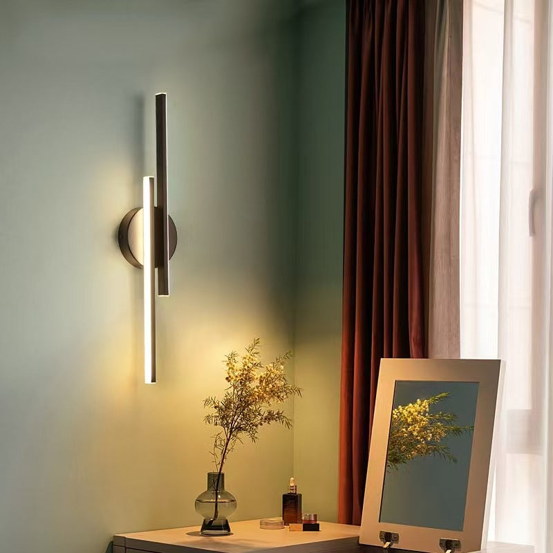 Modern Minimalist Horizontal LED Wall Light | Kelmera