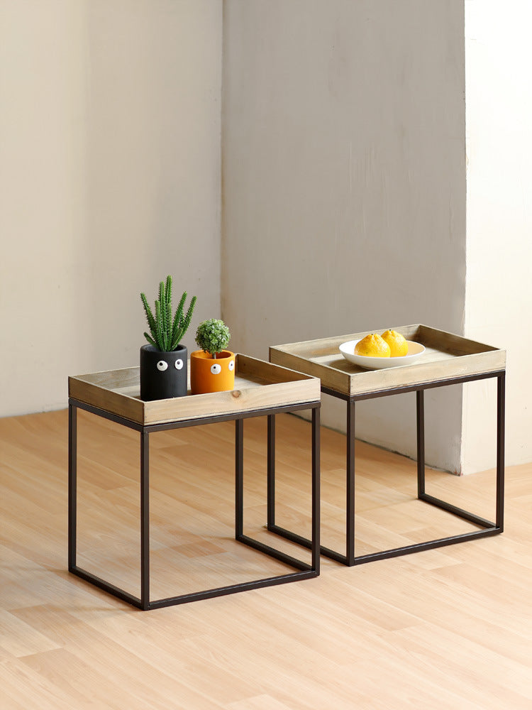 Modern Side Table with Wooden Tray | Kelmera
