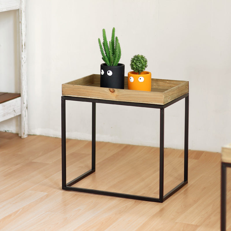 Modern Side Table with Wooden Tray | Kelmera