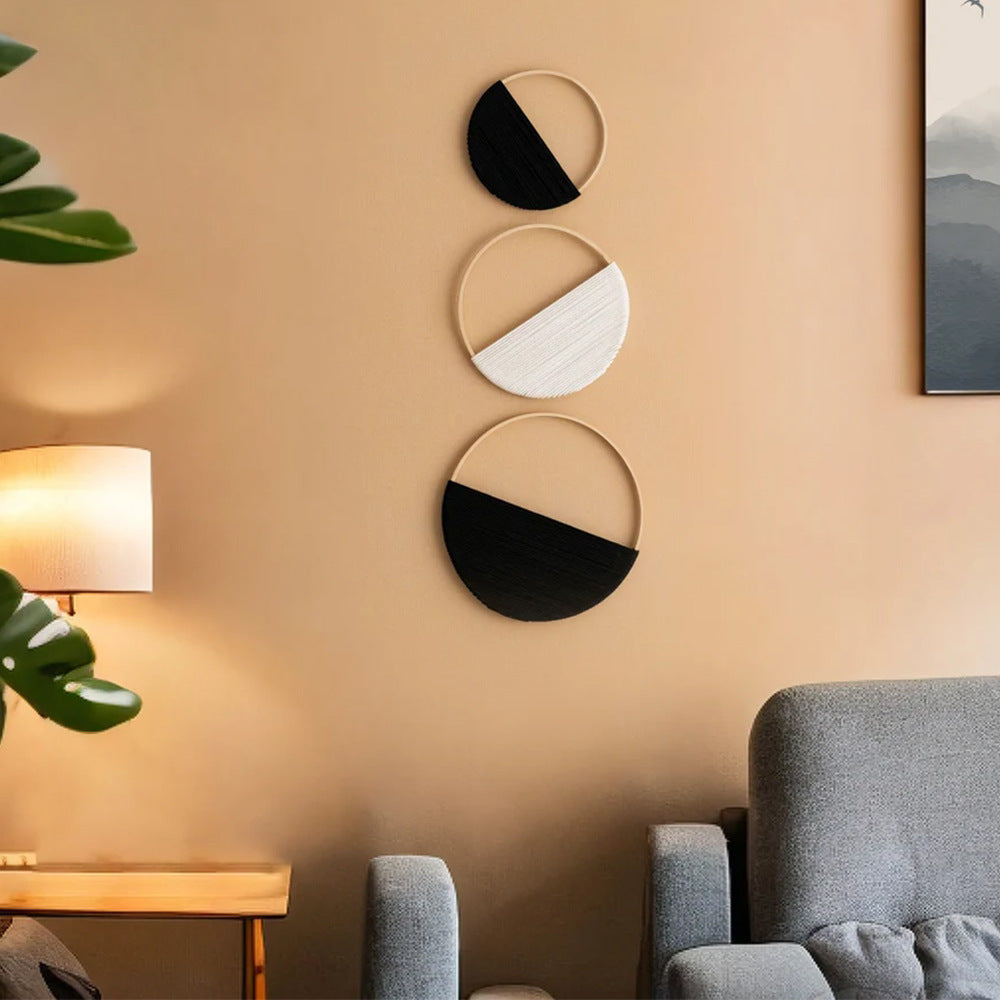 Modern Wall Art Piece made of Macrame and Wood | Kelmera