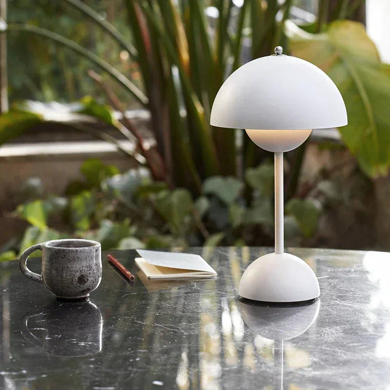Nelndia Table Lamp