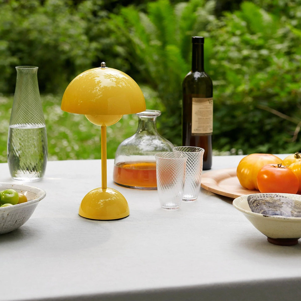 Nelndia Table Lamp