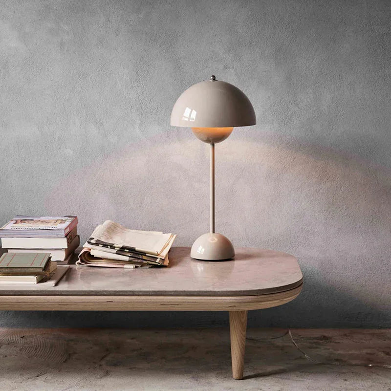 Nelndia Table Lamp