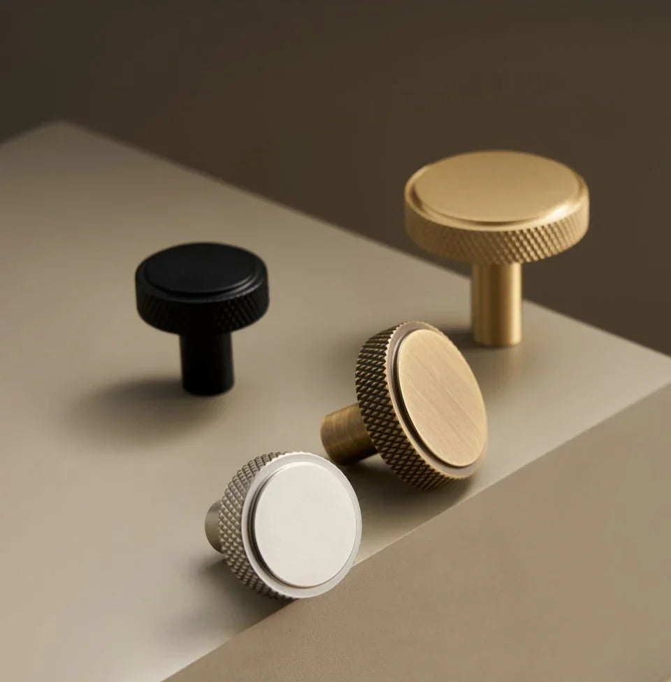 Nelstina Cabinet Knobs