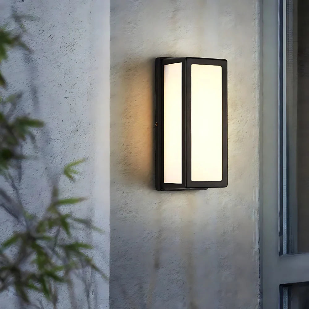 Nordic Outdoor Lamp-Kelmera